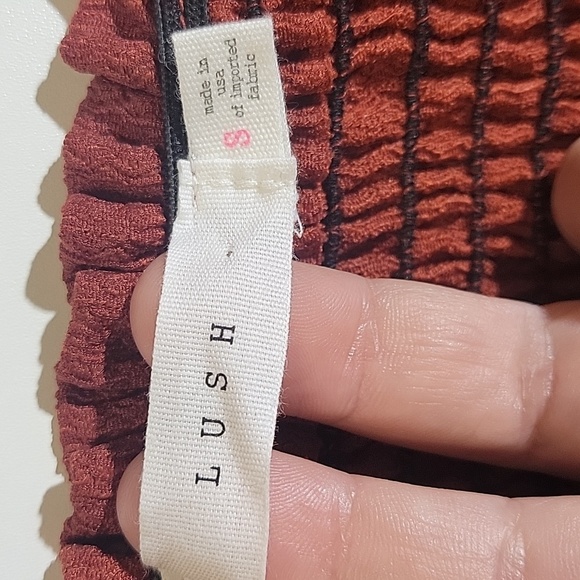 Lush Long Sleeve Blouse - Picture 2 of 9